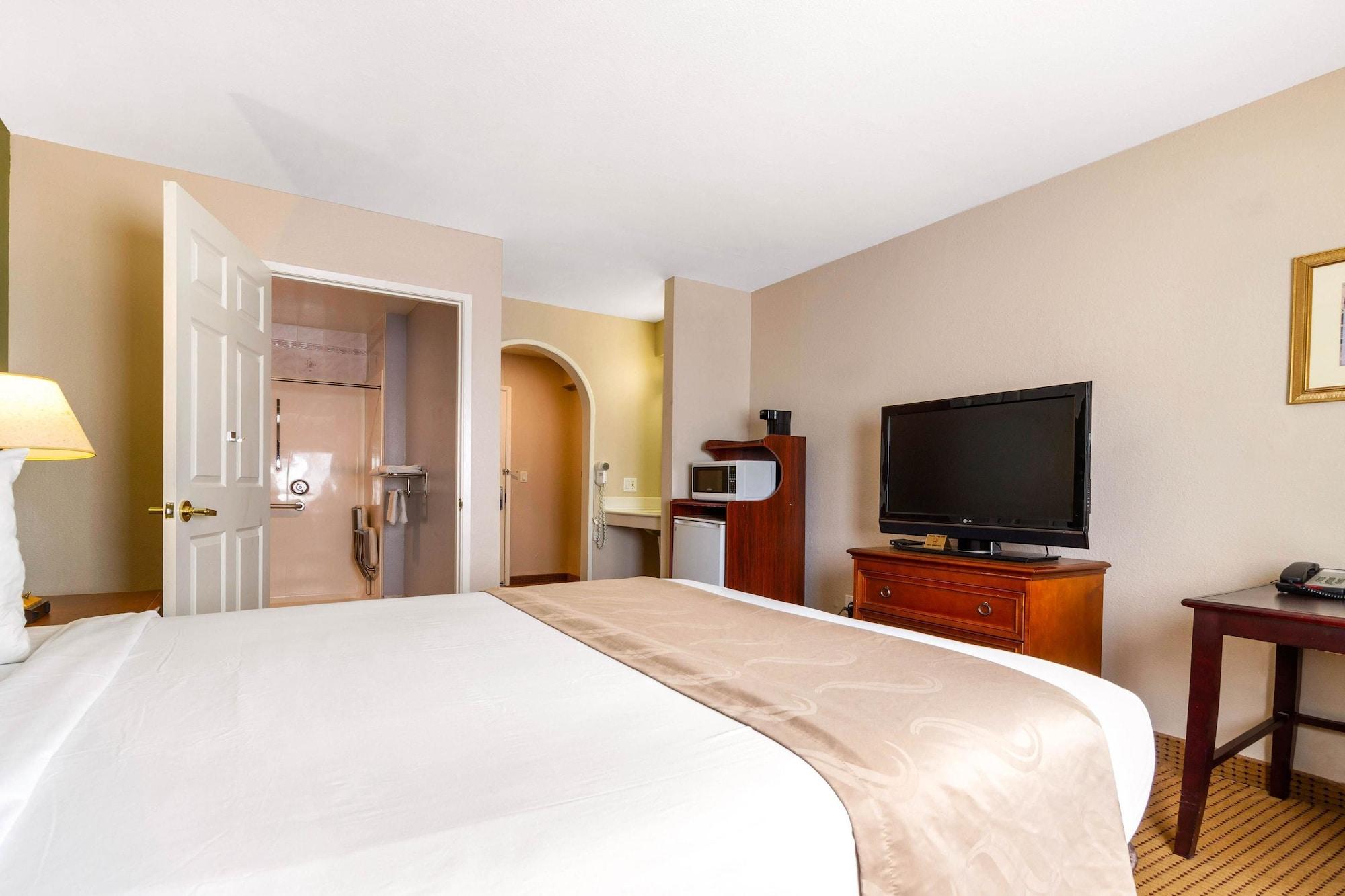 Rodeway Inn Auburn Εξωτερικό φωτογραφία