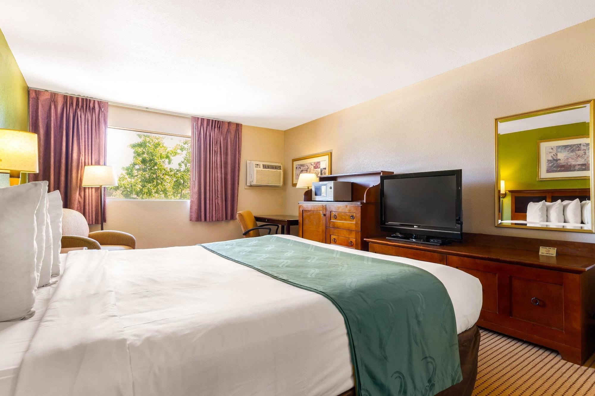 Rodeway Inn Auburn Εξωτερικό φωτογραφία
