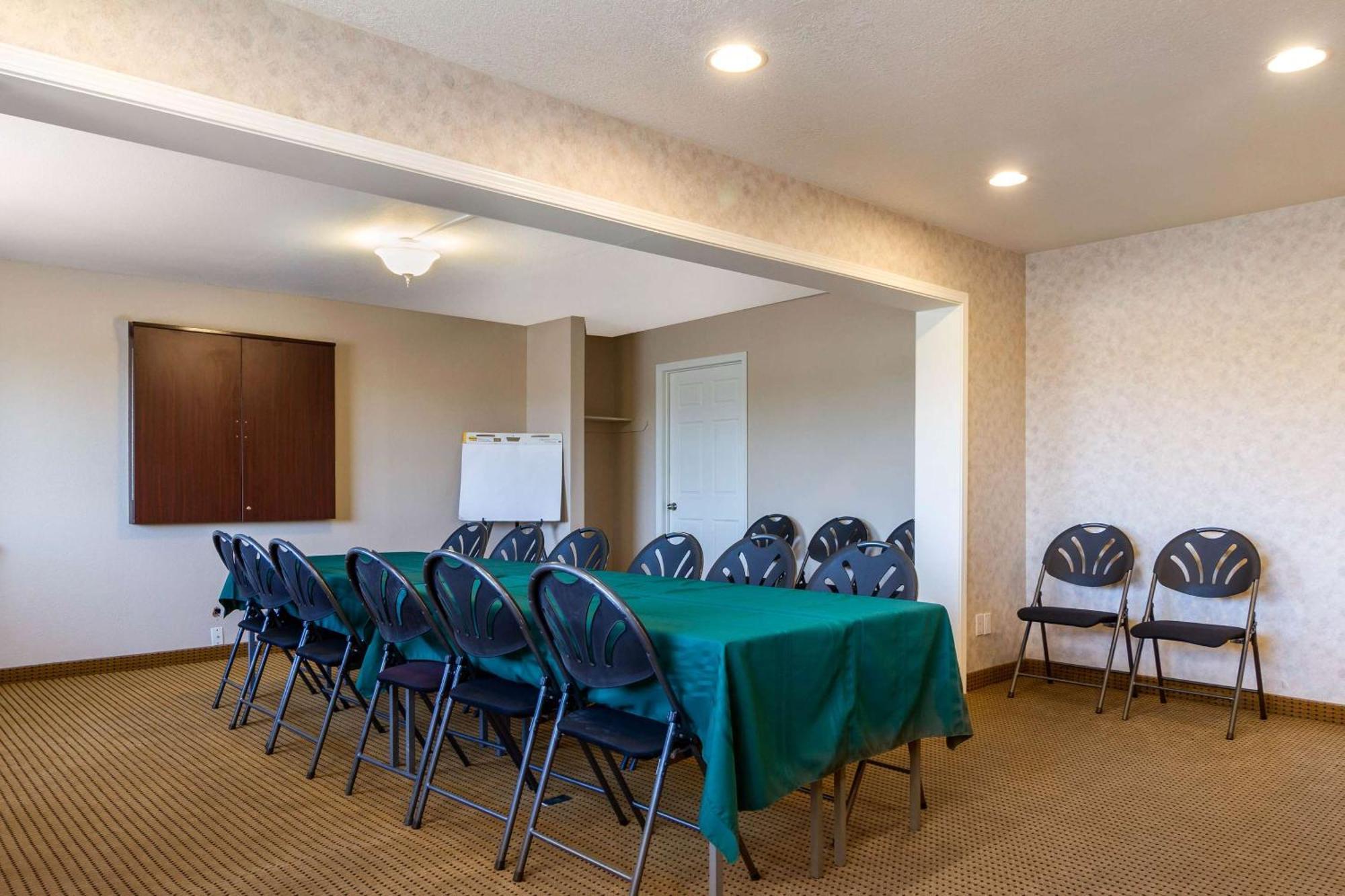 Rodeway Inn Auburn Εξωτερικό φωτογραφία