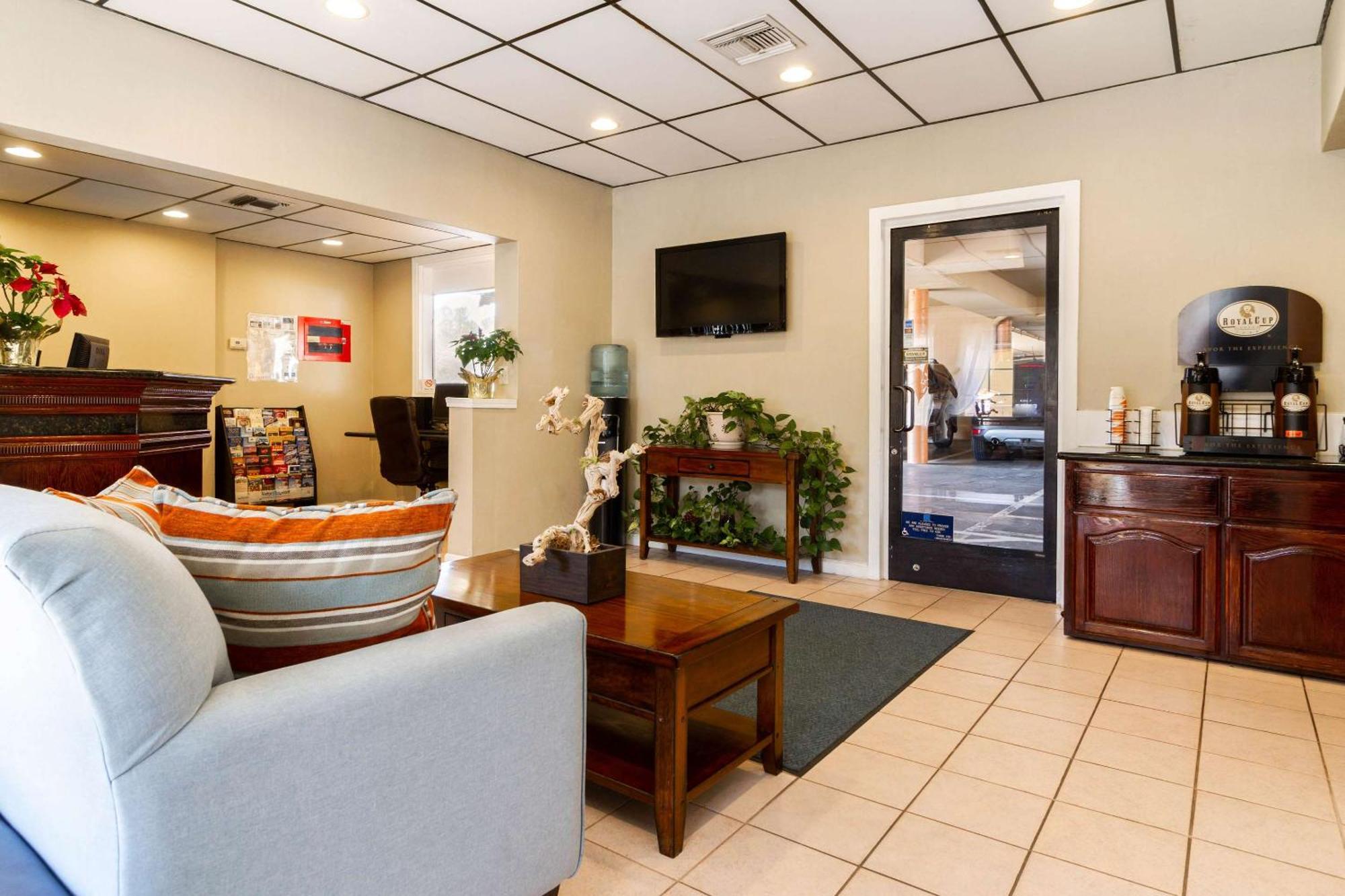 Rodeway Inn Auburn Εξωτερικό φωτογραφία