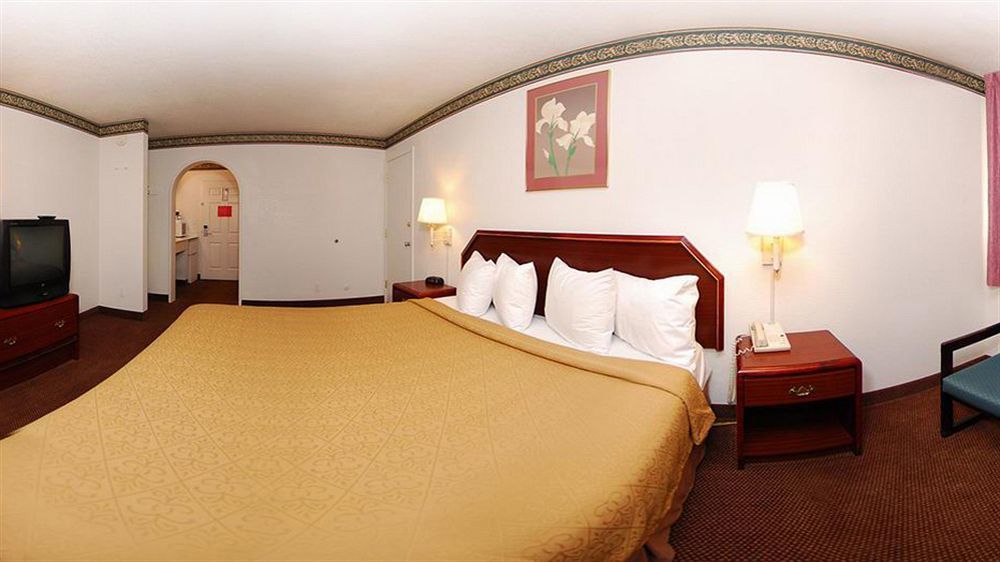 Rodeway Inn Auburn Εξωτερικό φωτογραφία