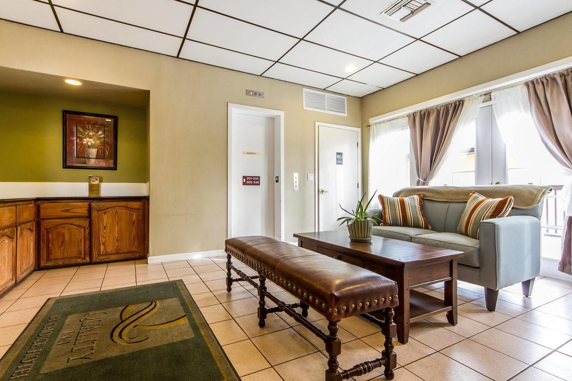 Rodeway Inn Auburn Εξωτερικό φωτογραφία