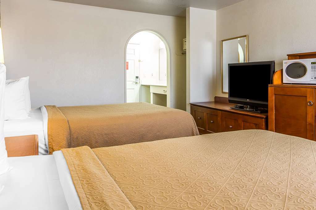 Rodeway Inn Auburn Δωμάτιο φωτογραφία