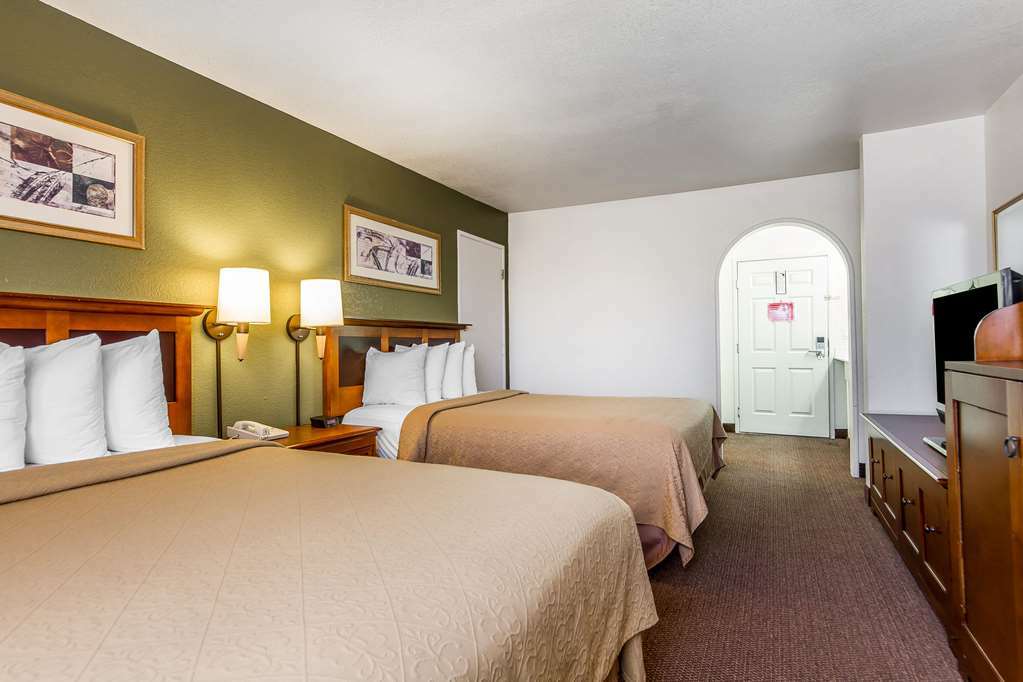 Rodeway Inn Auburn Δωμάτιο φωτογραφία